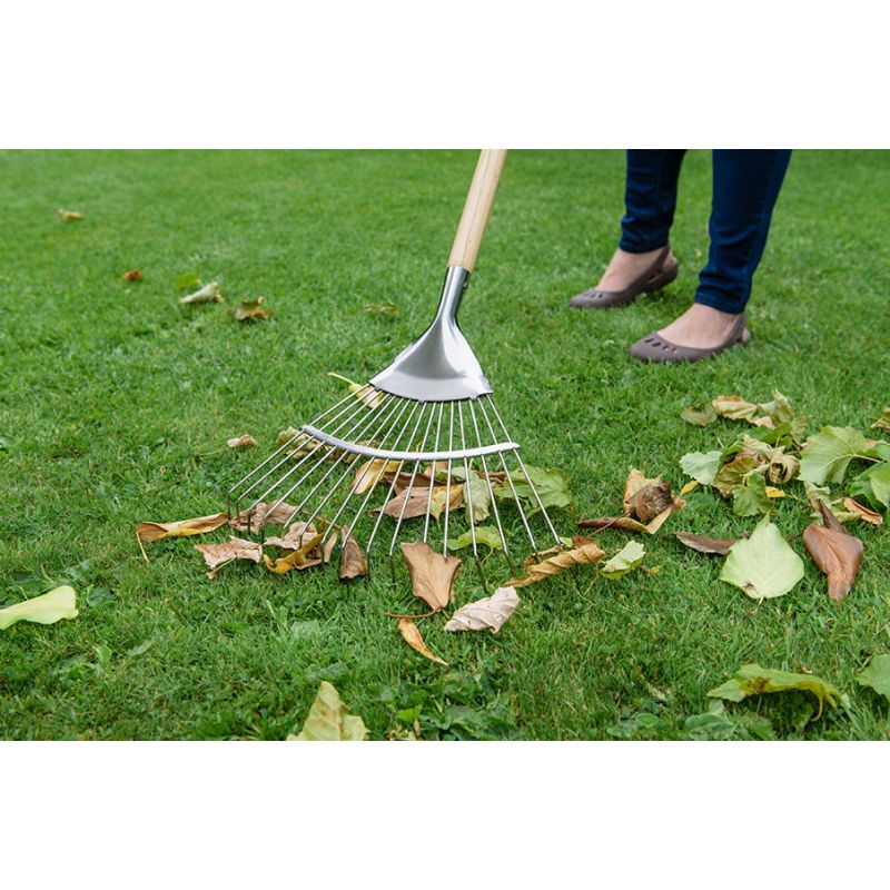 Long Handled Lawn/Leaf Rake Cleaning Tools Arboretum Garden Centre